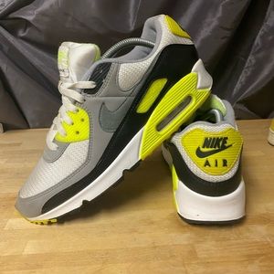 Air max 90 men size 10